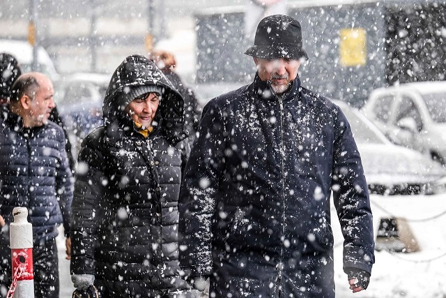 Meteoroloji ve AKOM’dan yeni hava uyarısı: Kar, fırtına ve don riski kapıda